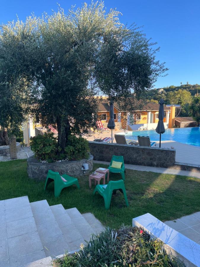 Little Corfu Aparthotel ดัสเซีย ภายนอก รูปภาพ