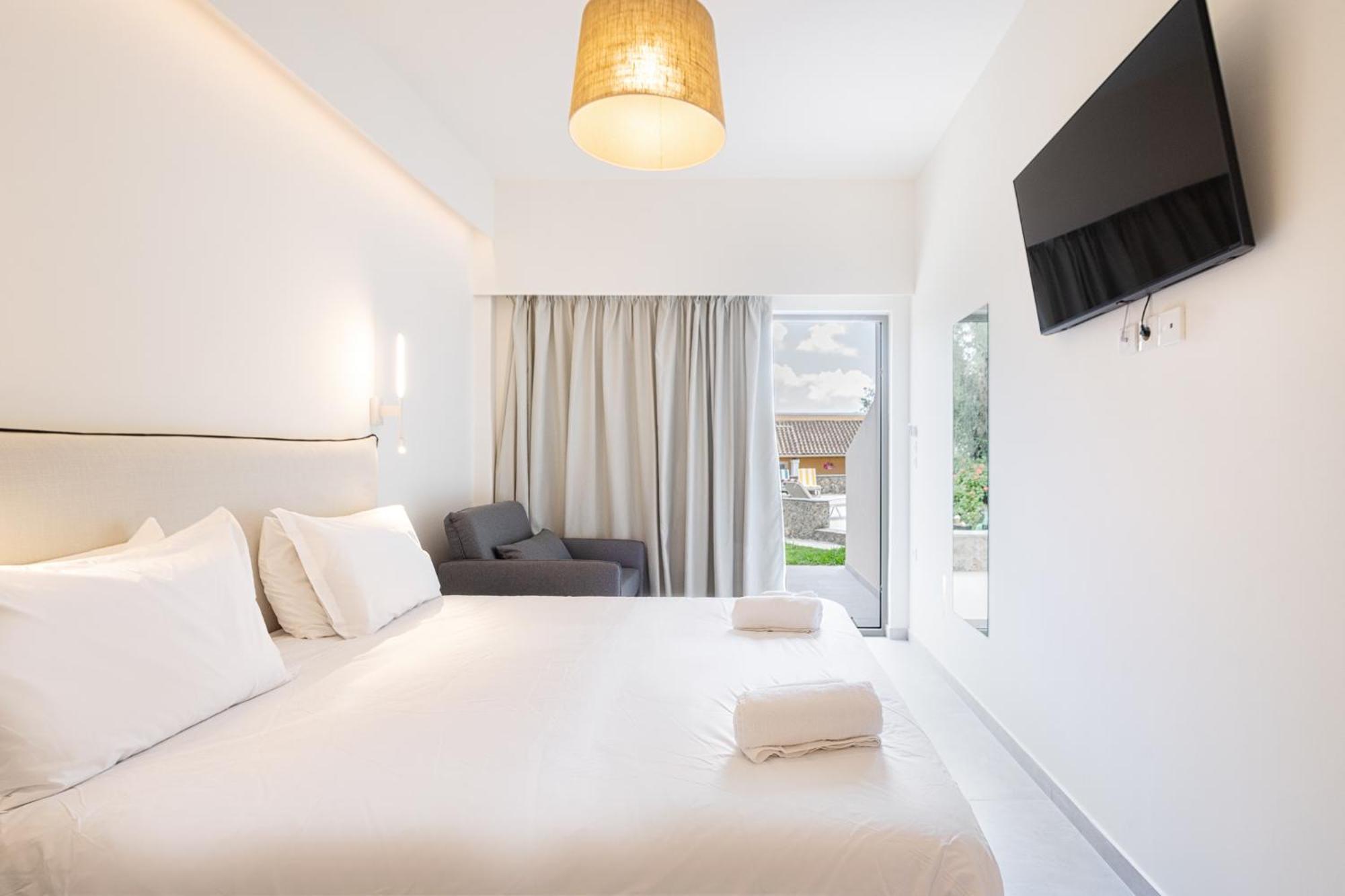 Little Corfu Aparthotel ดัสเซีย ภายนอก รูปภาพ
